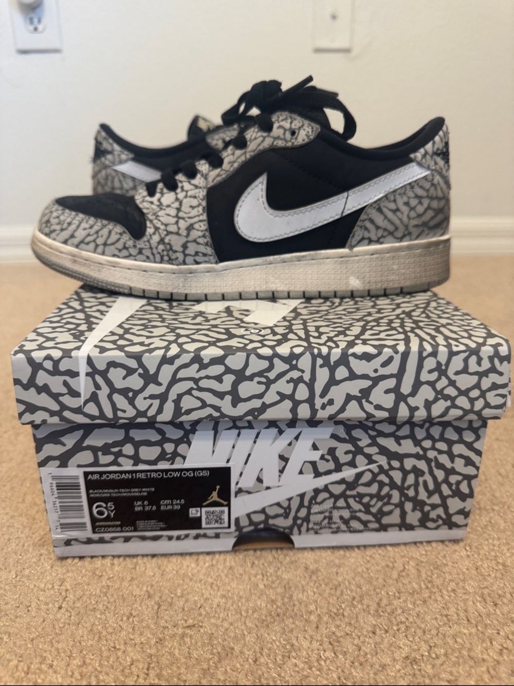 Nike Air Jordan 1 Retro Low OG (GS)